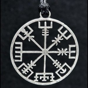 💀💀NEW Nordic Compass Pendant - Rune Jewelry
